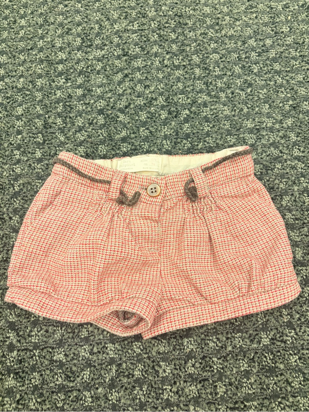 Zara BabyGirl Red & Cream Houndstooth Shorts with Belt Size 2-3 Years (98 cm)